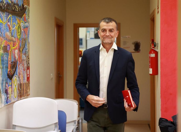 El coordinador federal de Izquierda Unida, Antonio Maíllo, durante la rueda de prensa. A 09 de septiembre de 2024, en Sevilla (Andalucía, España). 