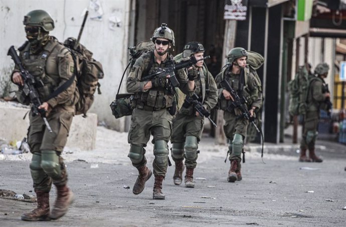 Un grupo de soldados israelíes en una operación en Cisjordania (archivo).