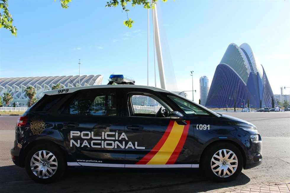 Coche de la Policía Nacional en Valncia