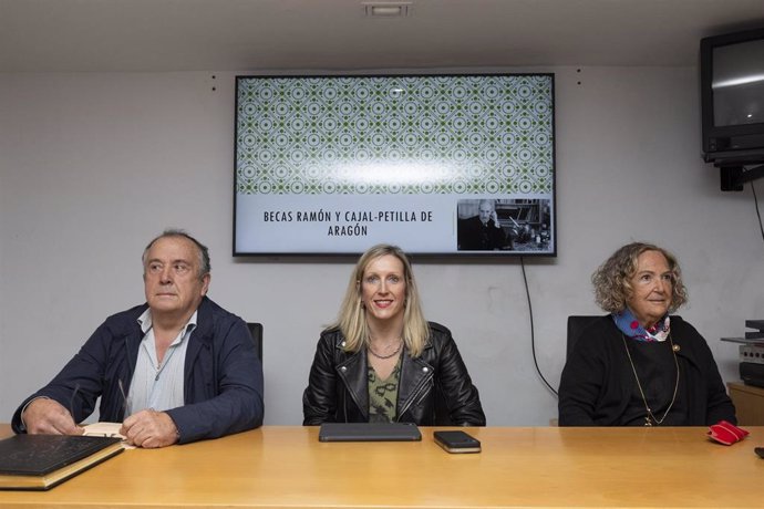 La consejera Fanlo en la jornada de homenaje a Santiago Ramón y Cajal celebrada en Petilla de Aragón, localidad natal del científico