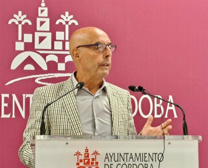 El portavoz del Grupo Socialista en el Ayuntamiento de Córdoba, Antonio Hurtado, en una foto de archivo.