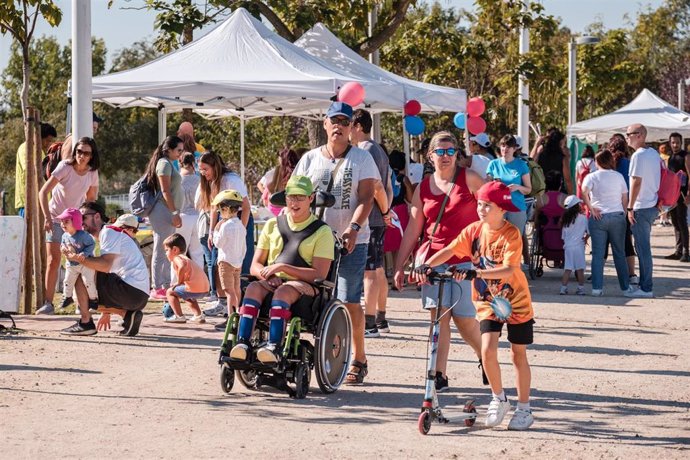 Archivo - Imagen de una Fiesta de Otoño de la Fundación También