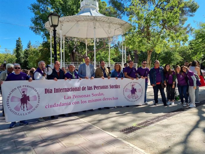 Actividades organizadas hoy en Guadalajara por la Federación de Personas Sordas de Castilla-La Mancha