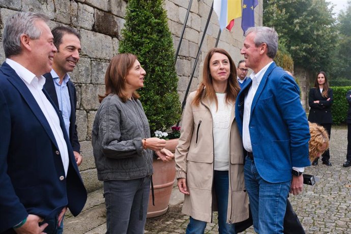 El presidente de la Xunta, Alfonso Rueda, en el retiro con sus conselleiros en Sober (Lugo)