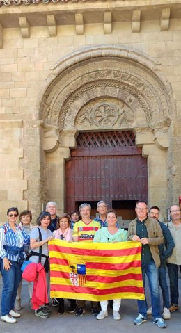 Participantes en la jornada 'Encuentros con el patrimonio aragonés' organizada por CHA en Huesca.