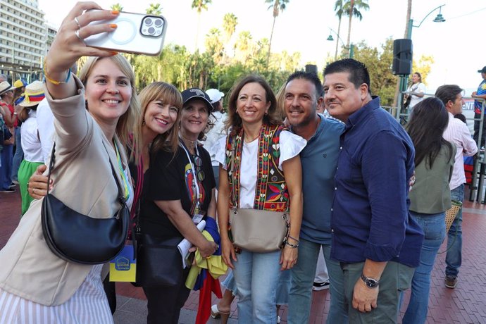 La presidental del PP de Málaga, Patricia Navarro, durante una movilización en la capital por la libertad de Venezuela.