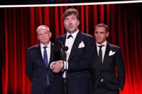 Albert Serra, tras ganar la Concha de Oro: "Nunca he conocido a nadie que le importe menos el éxito que a mi"