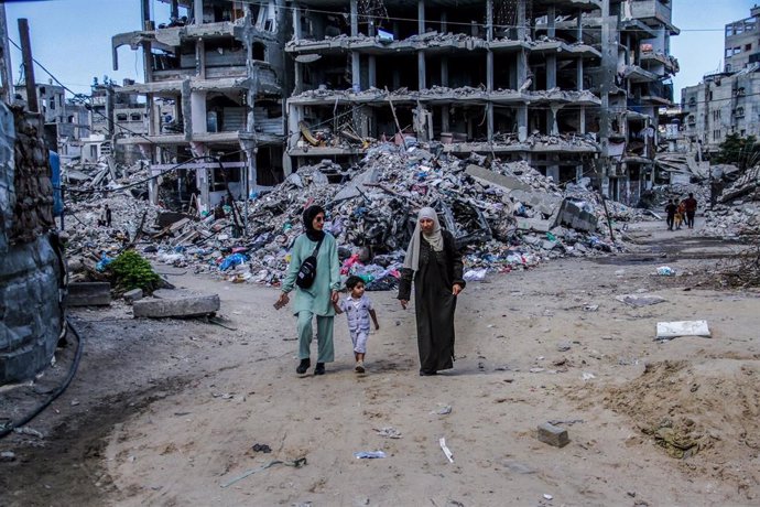 Vista de una guardería en el campo de Yabalia, destruida  por los ataques aéreos de Israel contra la Franja de Gaza