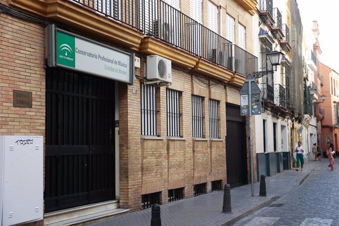 Archivo - Fachada del Conservatorio Profesional de Música ubicado en la calle Jesús del Gran Poder, en el centro de Sevilla. A 7 de agosto de 2024, en Sevilla (Andalucía, España).