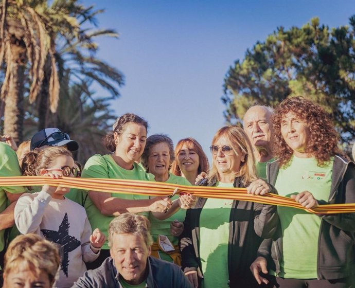 La consellera de Economía y Hacienda de la Generalitat, Alícia Romero, en la apertura oficial de la caminata de la Associació de Familiars de persones amb Alzheimer del Maresme (AFAM), a 29 de septiembre de 2024