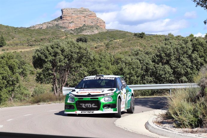 La dupla formada por carrillo y Navarro se ha llevado el triunfo en el  XIV Rallysprint de Nueno.