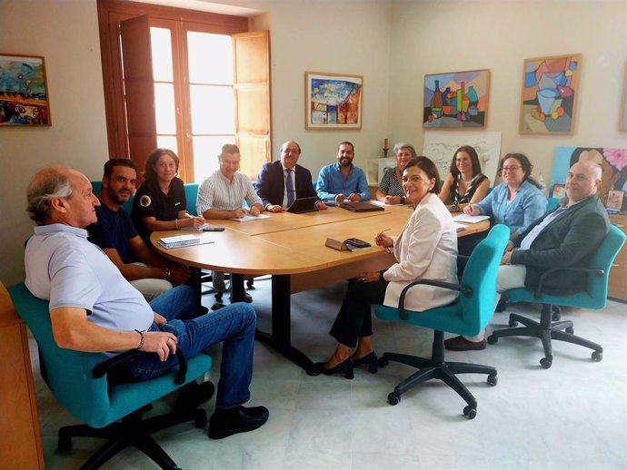 Reunión del delegado de Cultura con la Asociación de Reyes Magos de Jerez.