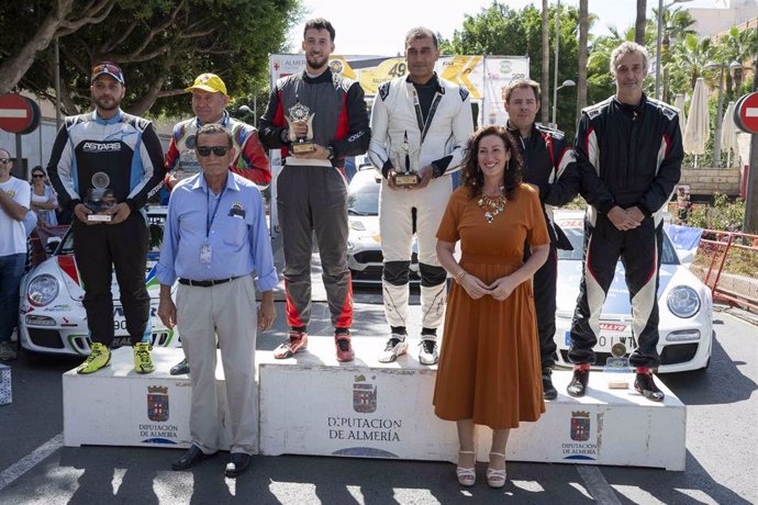 Entrega de premios del Rallye Costa de Almería, con la participación de la alcaldesa de la ciudad, María del Mar Vázquez.