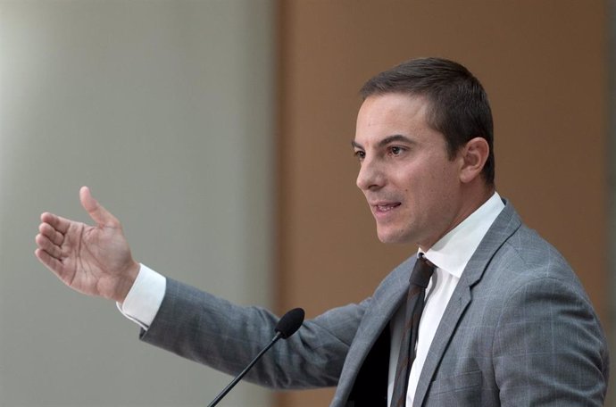 El portavoz del PSOE en la Asamblea de Madrid, Juan Lobato.