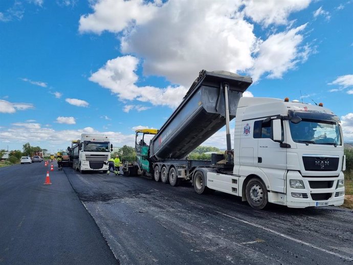 Obras de asfaltado.