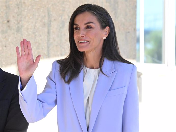 La reina Letizia llega a la presentación del servicio “Radio Nacional para Todos”, a 30 de septiembre de 2024 en Madrid