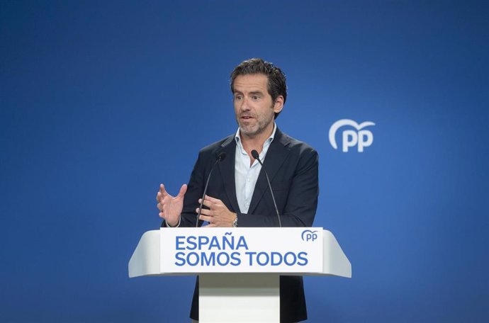 El diputado nacional y portavoz del PP, Borja Sémper, durante una rueda de prensa tras la celebración del Comité de Dirección del Partido Popular en la sede nacional del partido, en Madrid (España). 