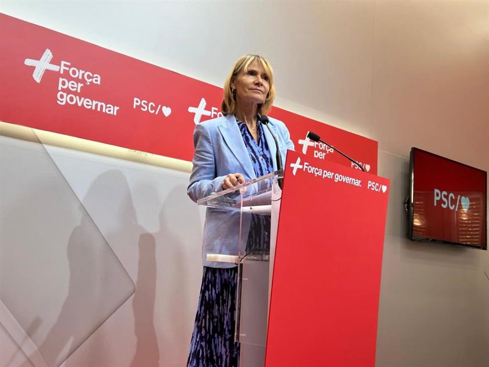La portavoz del PSC, Llusa Moret, en una rueda de prensa