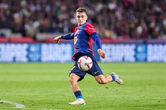 Marc Casado of FC Barcelona in action during the Spanish league, La Liga EA Sports, football match played between FC Barcelona and Getafe CF at Estadio Olimpico de Montjuic on September 25, 2024 in Barcelona, Spain.