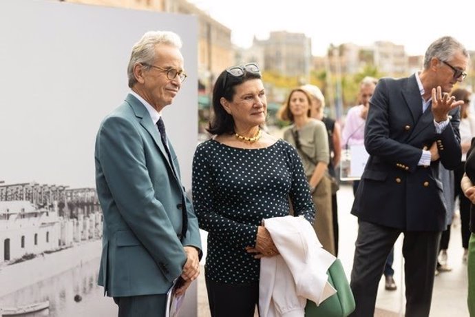 Una exposición en el Puerto de Barcelona refleja la vinculación de Picasso con el frente marítimo, que ha contado con la presencia de la hija del artista Paloma Picasso