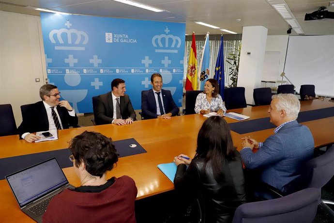 Reunión del conselleiro do Mar, Alfonso Villares, con una delegación de responsables de asuntos pesqueros del gobierno de Argentina, con motivo de la XXV Feria Conxemar, en Vigo, a 30 de septiembre de 2024.