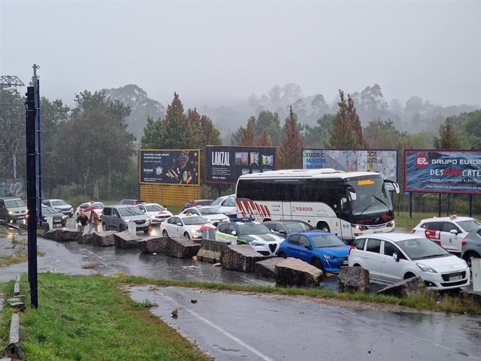 Imagen del atasco en la entrada de Conxemar.