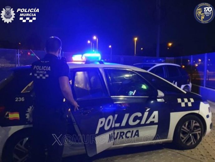 Imagen de la intervención llevada a cabo por la Policía Local de Murcia