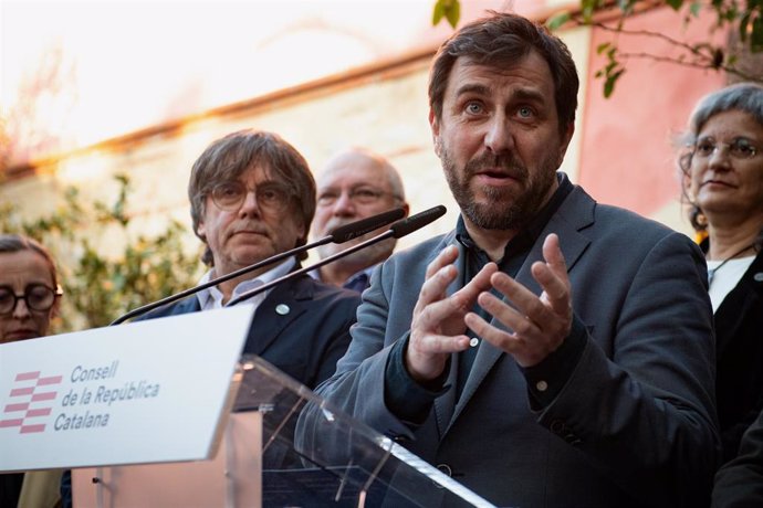 Archivo - El eurodiputado Antoni Comín, interviene durante el acto de presentación del nuevo gobierno del Consejo de la República, a 1 de marzo de 2024, en Ribesaltes (Francia)