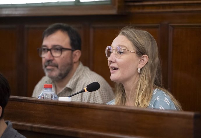 Archivo - David Guardiola y Maria Fajardo, diputados de Compromís