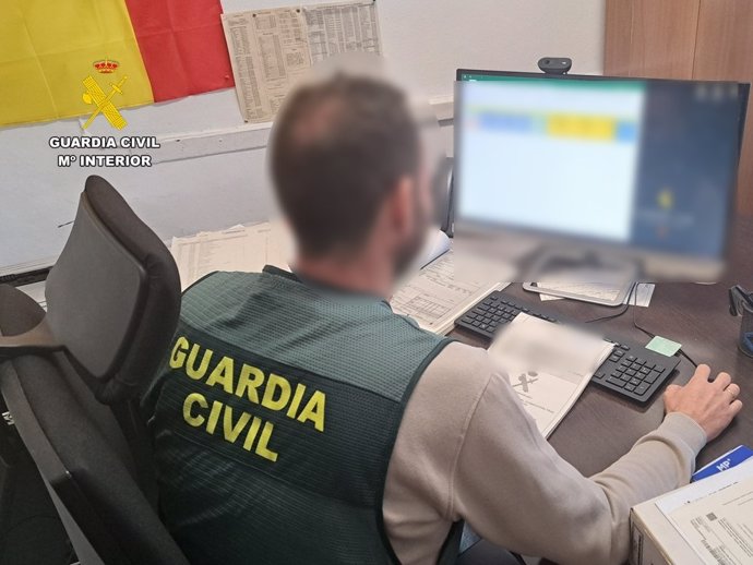 La Guardia Civil detiene a una persona por el robo de cableado del alumbrado público de Villajoyosa