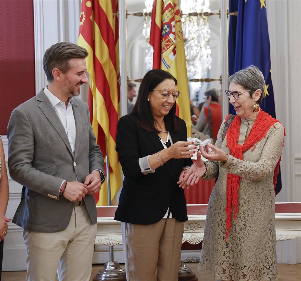 Entrega de la memoria del CVC de 2023 en Les Corts