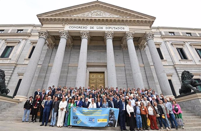 Presentación de la plataforma 'Ser Oído' en el Congreso