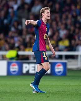 El jugador del FC Barcelona Frenkie de Jong en el partido del Barça contra el Young Boys de Liga de Campeones, el 1 de octubre de 2024 en el Estadi Olímpic Lluís Companys