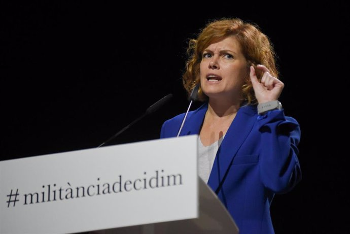 La líder de ERC en el Ayuntamiento de Barcelona, Elisenda Alamany, durante la presentación de la candidatura 'Militancia Decidim', en el Teatre La Passió, a 21 de septiembre de 2024, en Olesa de Montserrat, Barcelona, Catalunya (España)