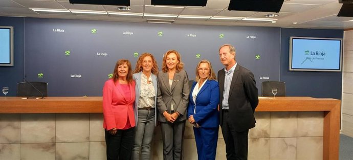 Salud anuncia la ampliación del programa de apoyo emocional a sanitarios y sociosanitarios también a jóvenes residentes