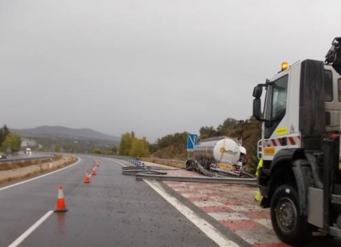 Transportes adjudica por 22 millones un contrato para la conservación de carreteras en la provincia de Salamanca.