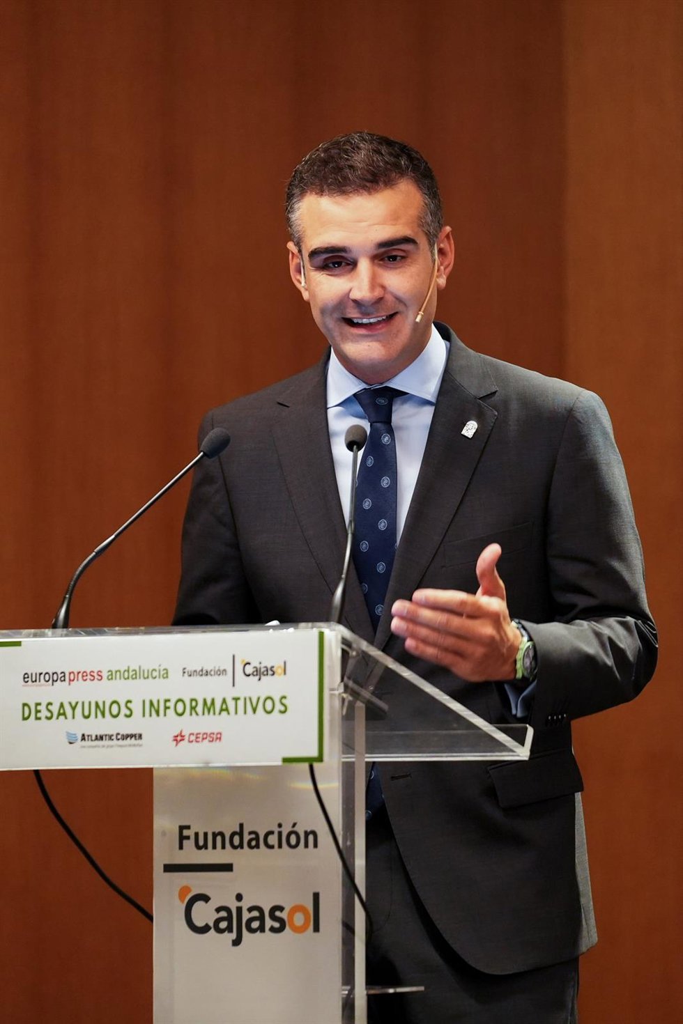El consejero de Agricultura, Pesca, Agua y Desarrollo Rural, Ramón Fernández-Pacheco, durante su intervención en el desayuno informativo de Europa Press Andalucía.