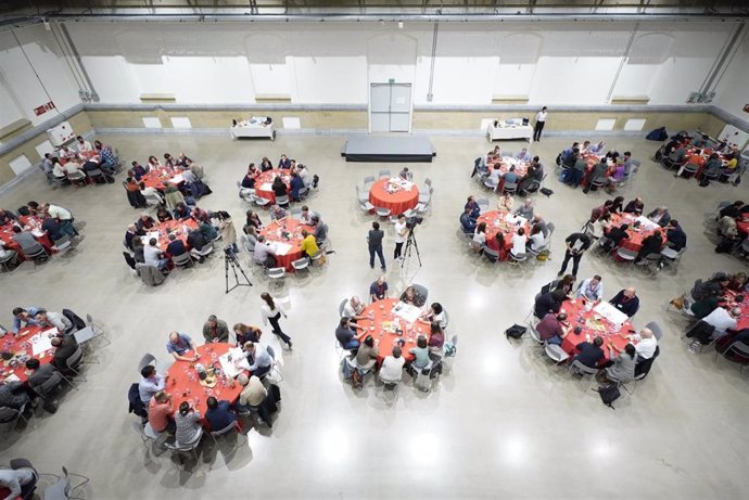 Encuentro de científicos en Tabakalera