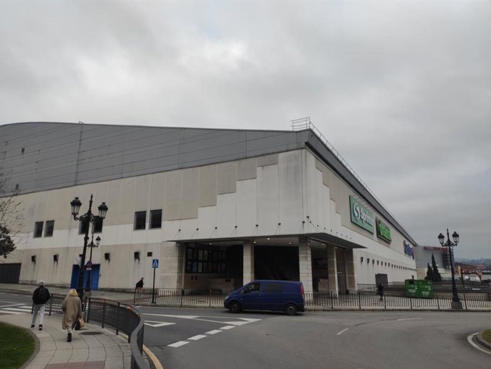 Archivo - Centro Comercial