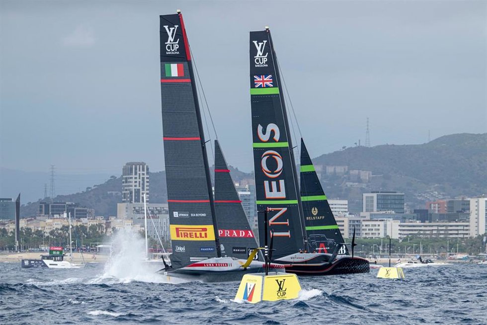 October 02, 2024. Louis Vuitton Cup Final, Race Day 6. INEOS BRITANNIA, LUNA ROSSA PRADA PIRELLI TEAM
