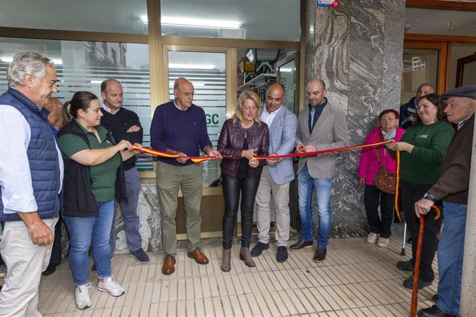 La Consejera De Desarrollo Rural, Ganadería, Pesca Y Alimentación, María Jesús Susinos, Asiste A La Inauguración Del Nuevo Centro De AGC Agrocantabria.