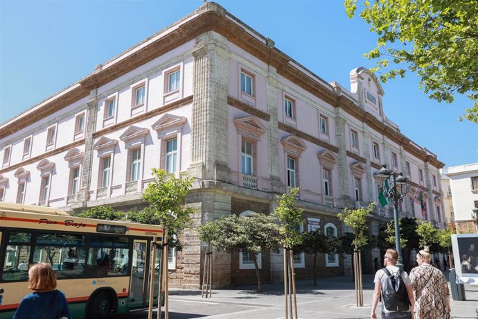 Archivo - Edificio de la Diputación de Cádiz.