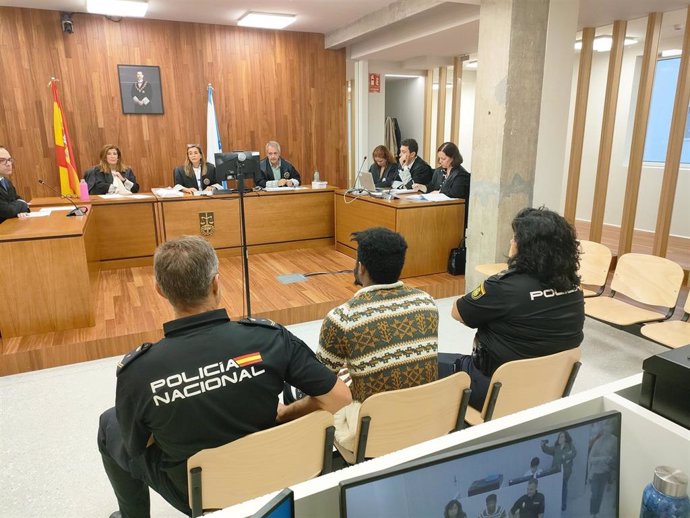 Juicio a un joven de nacionalidad portuguesa, Nário B.G., acusado de intentar violar en junio de 2023 a una turista alemana en la habitación de un hotel en Vigo, donde coincidieron como huéspedes.