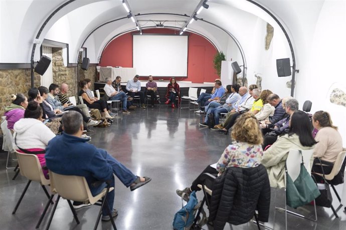 Imagen de la primera reunión de la Mesa General de San Fermín tras las fiestas de 2024