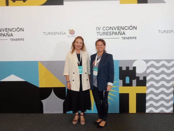 Técnicos del Patronato de Turismo de Cádiz en la IV Convención de Turespaña.