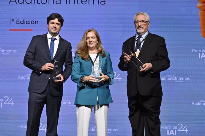 Iberdrola, Vithas, la filósofa Adela Cortina y el periodista Xavier Gil Pechorromán, ganadores de los I Premios IAI