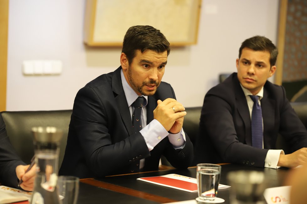 Emilio García Silvero, director legal de FIFA, durante la reunión del CSD