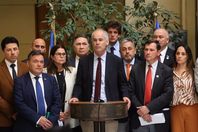 Valparaiso, 1 de octubre de 2024 Rodrigo Galilea y Ximena Ossandon anuncian que Renovacion Nacional baja acusacion constitucional contra el presidente Gabriel Boric Sebastian Cisternas/ Aton Chile