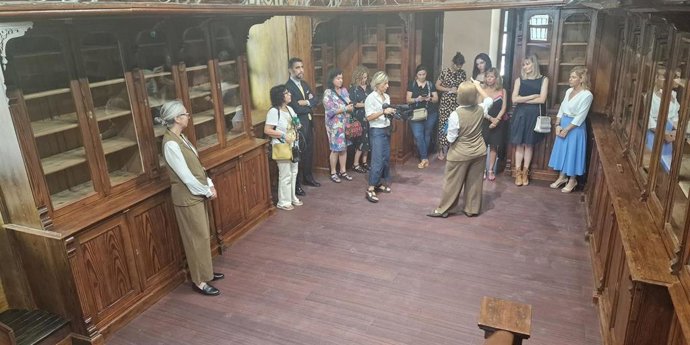 Imagen de una visita guiada a la Casa Consistorial.