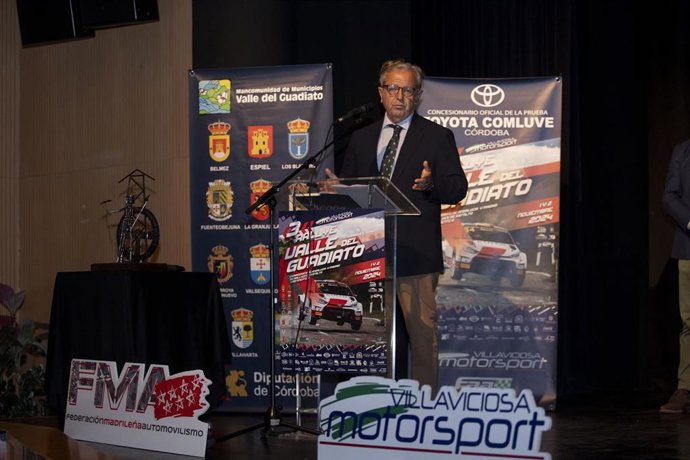 El presidente de la Diputación de Córdoba, Salvador Fuentes, durante la presentación del Rallye Valle del Guadiato.